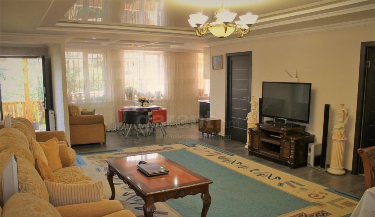 Armen'S B&B Sevan Bagian luar foto